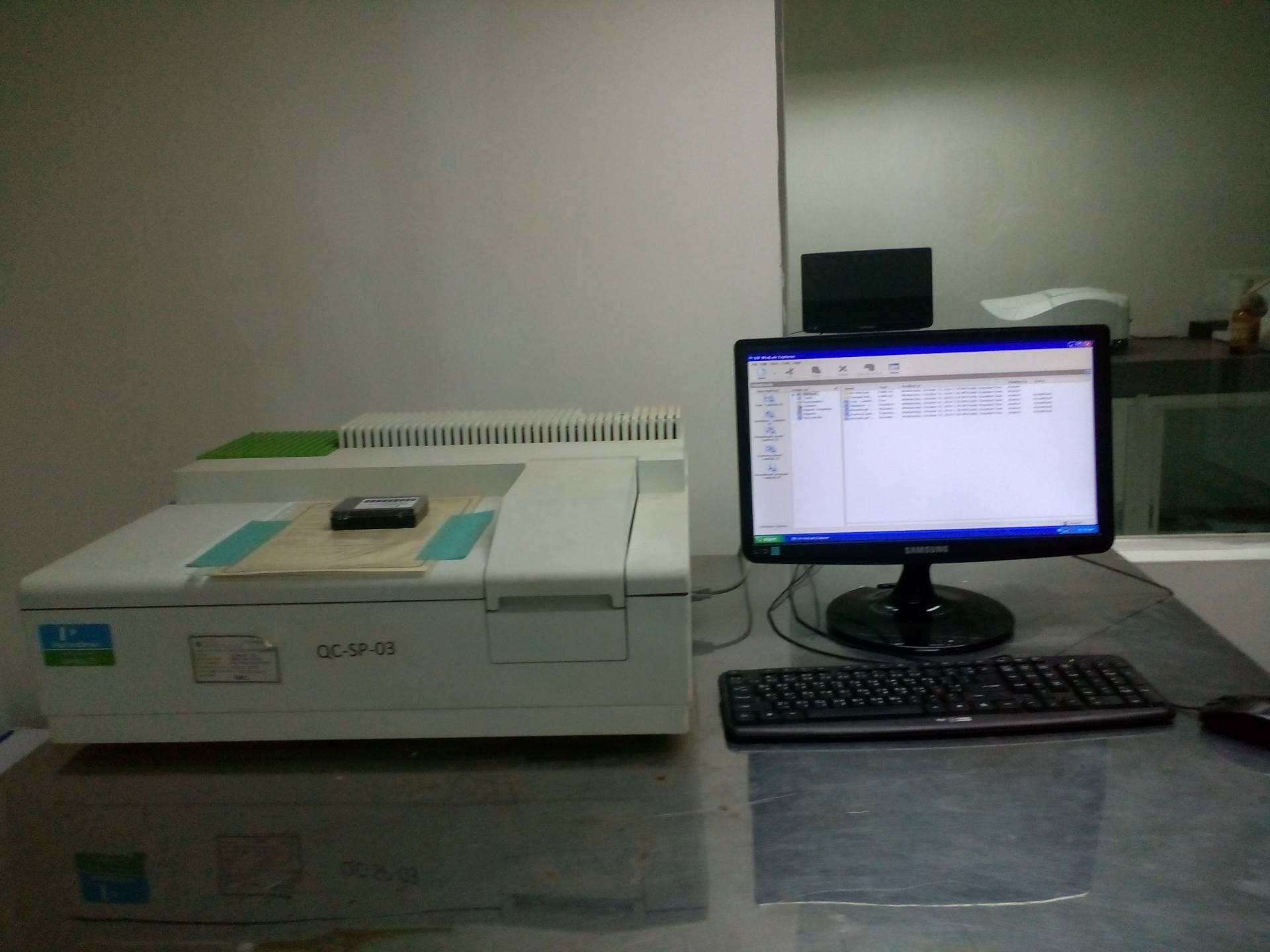 UV Spectrophotometer
